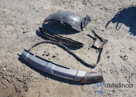 2017 Hyundai Santa Fe Sport 2.4L z USA, uszkodzony, nr VIN 5XYZU3LB3HG430864